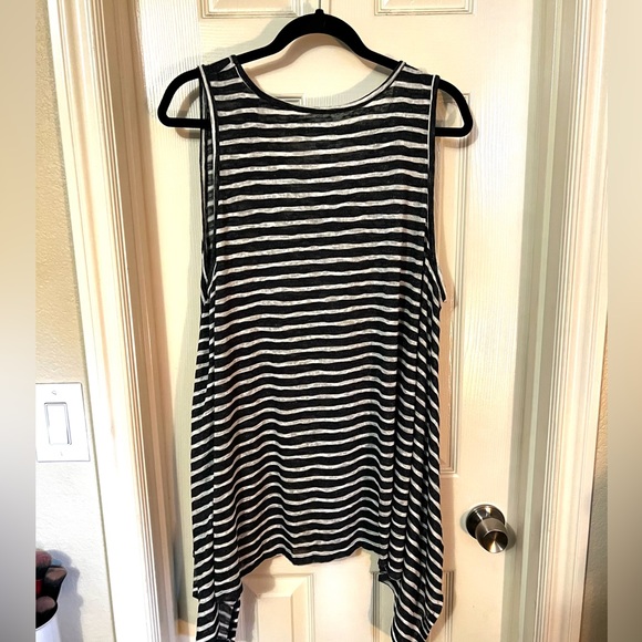 Lane Brant Tank Size 22/24 - Picture 2 of 4